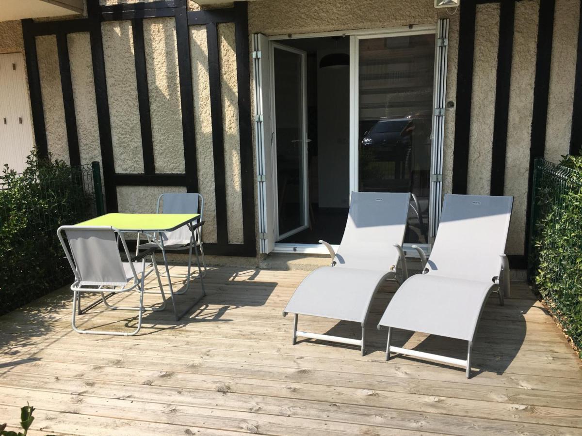 Studio Front De Mer Avec Terrasse Et Acces Direct Plage A Merville-Franceville - Fr-1-487-329 מראה חיצוני תמונה