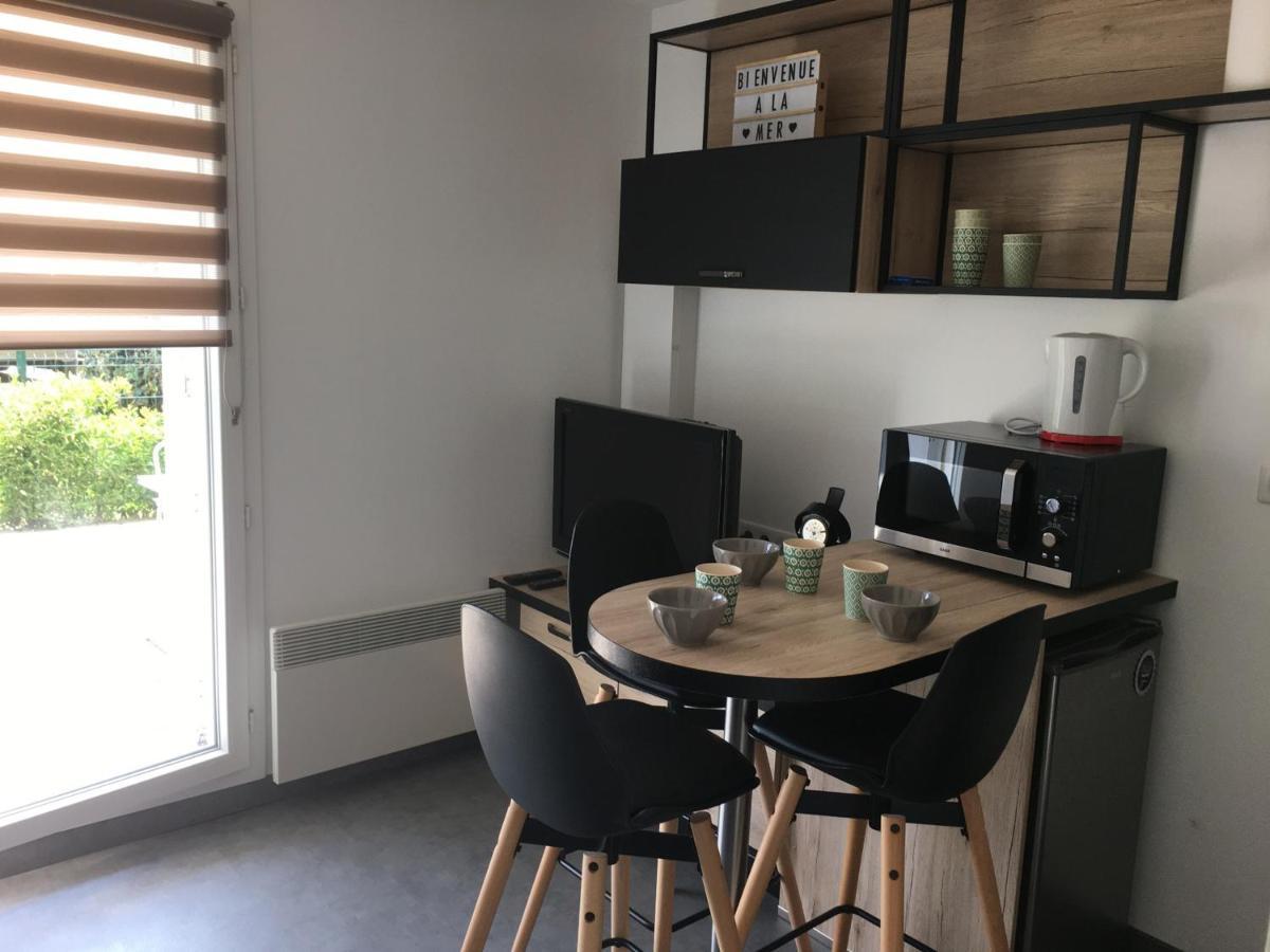 Studio Front De Mer Avec Terrasse Et Acces Direct Plage A Merville-Franceville - Fr-1-487-329 מראה חיצוני תמונה